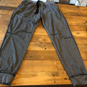 Under Armour Men’s Joggers Size Large